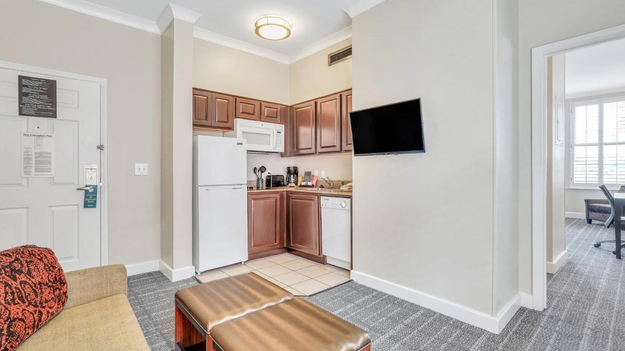 Staybridge Suites Savannah Historic District By Ihg Exterior photo