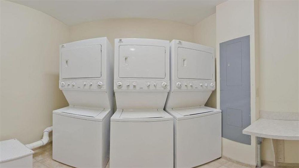 Staybridge Suites Savannah Historic District By Ihg Room photo