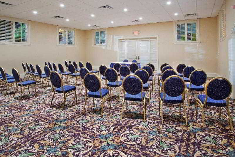 Staybridge Suites Savannah Historic District By Ihg Exterior photo