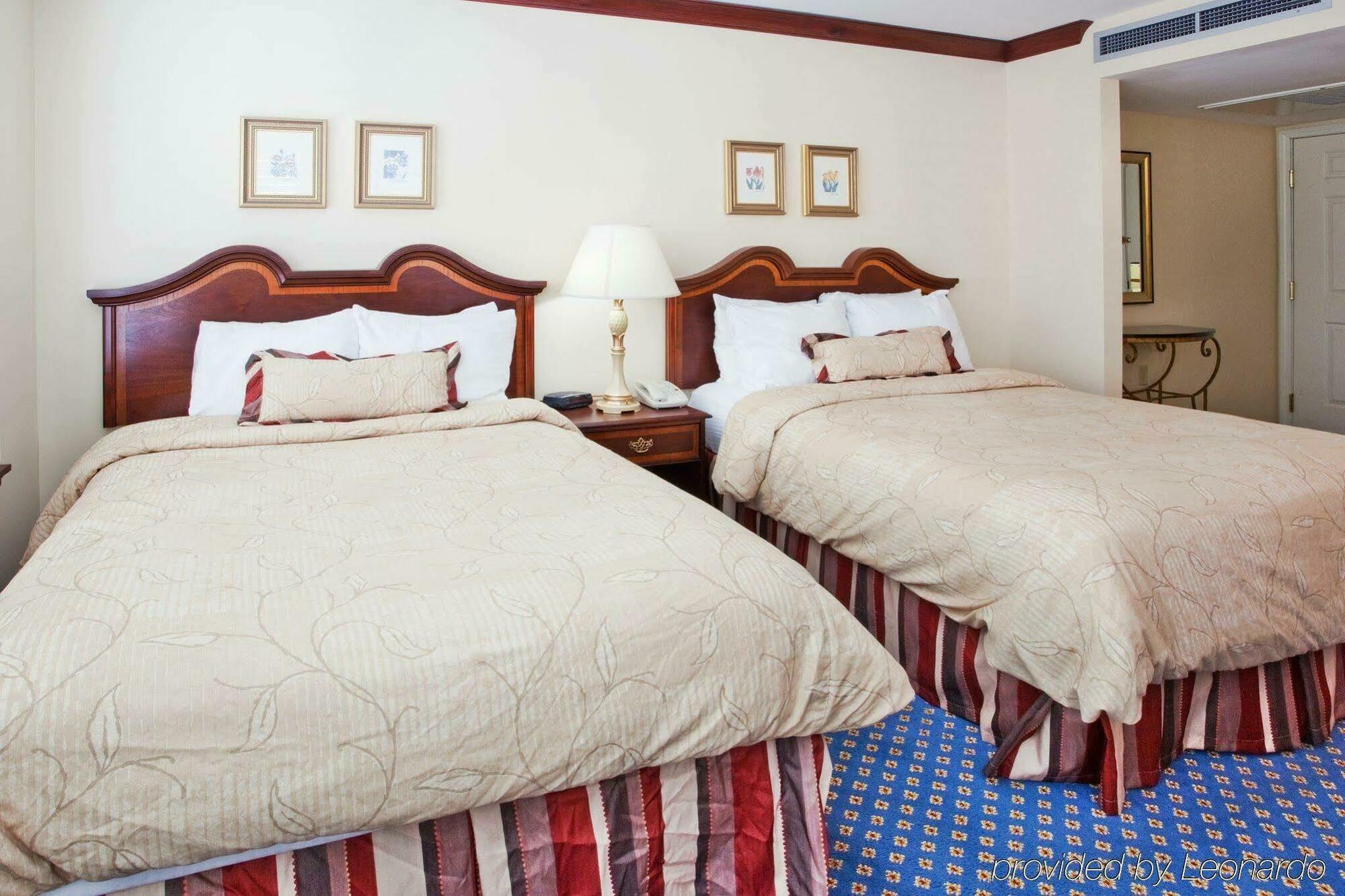 Staybridge Suites Savannah Historic District By Ihg Exterior photo